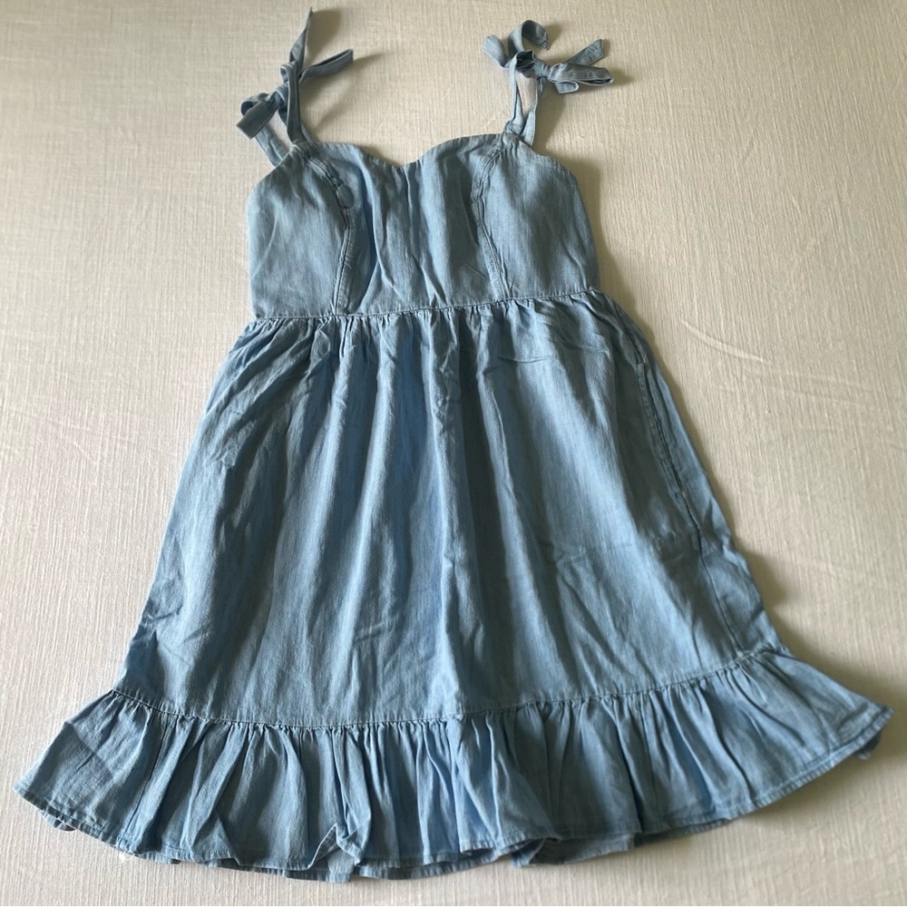 Old Navy Chambray Blue Tie Top Dress
